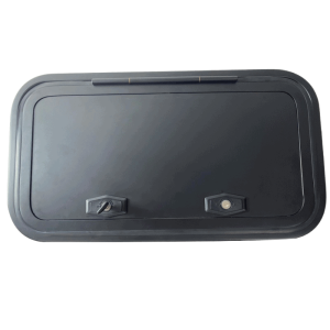 rv-trailer-hatch-baggage-door-compartment-storage-door-1